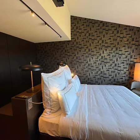 בית הארחה La Jasso Hotel, Maison De Famille קרקסון