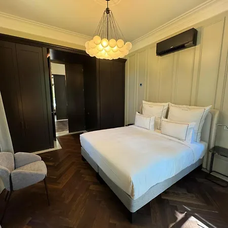 La Jasso Hotel, Maison De Famille בית הארחה קרקסון