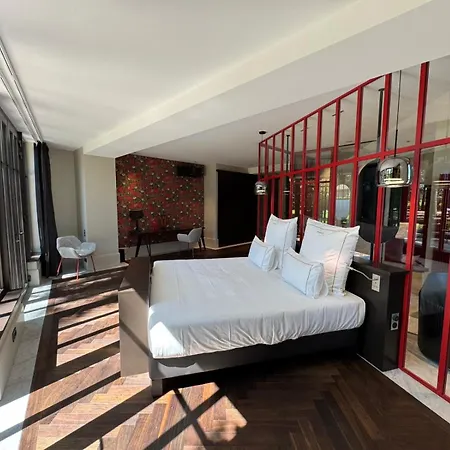 La Jasso Hotel, Maison De Famille בית הארחה קרקסון