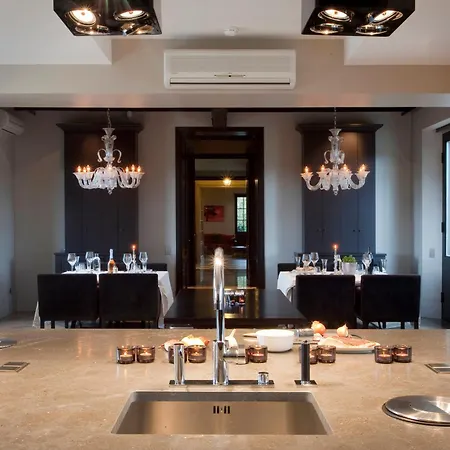 בית הארחה La Jasso Hotel, Maison De Famille קרקסון