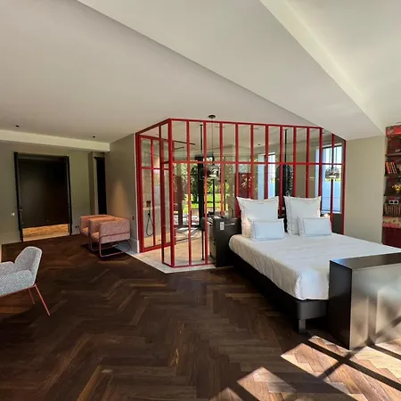 La Jasso Hotel, Maison De Famille * קרקסון