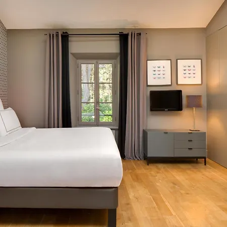 La Jasso Hôtel, Maison De Famille * Carcassonne