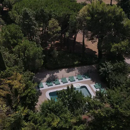 Hotel La Jasso Hôtel, Maison De Famille