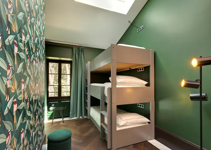 La Jasso Hôtel, Maison De Famille